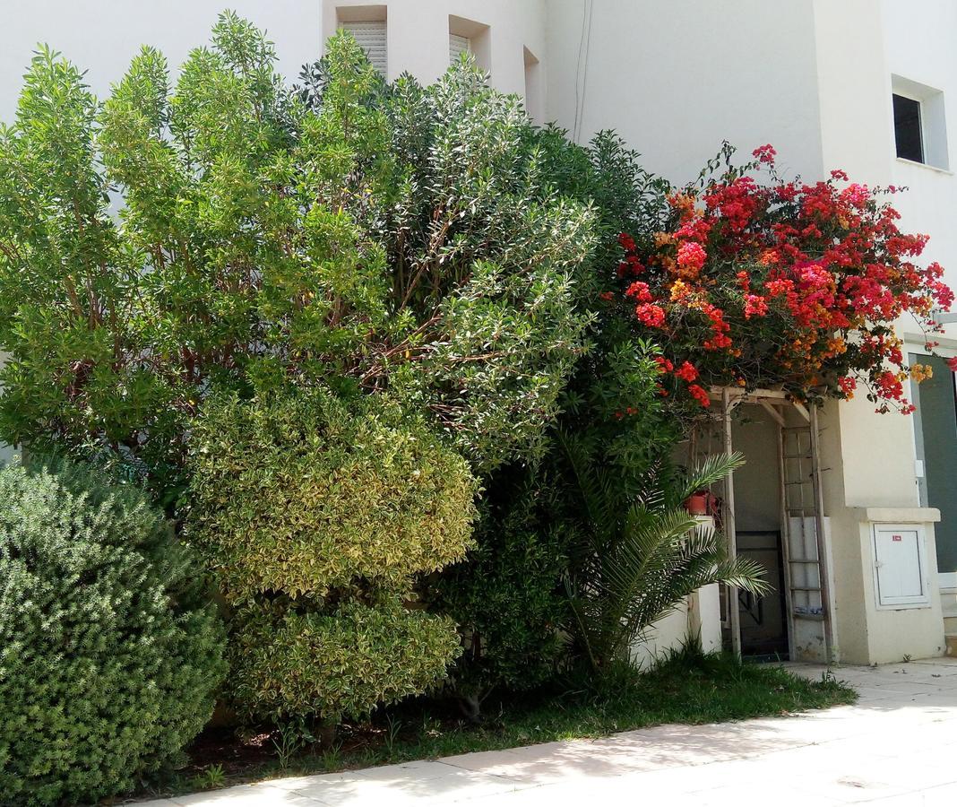 Apartamento Happy House Ennasr Ariana Exterior foto